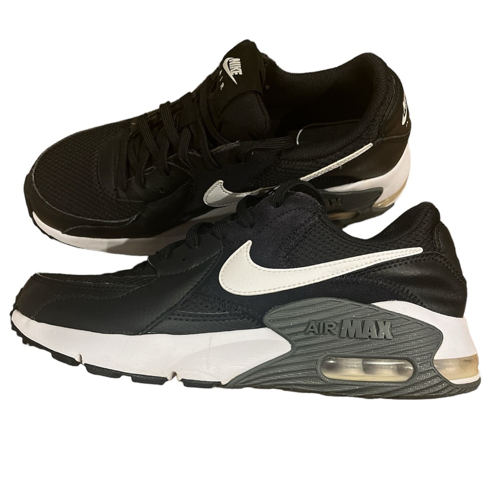 NIKE AIR MAX sz8